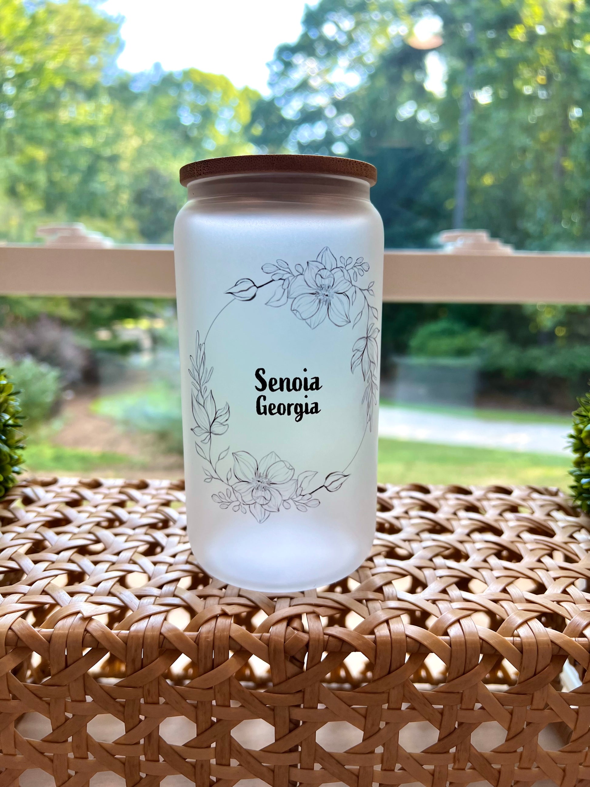 16oz Frosted Glass Tumbler Senoia Flowers